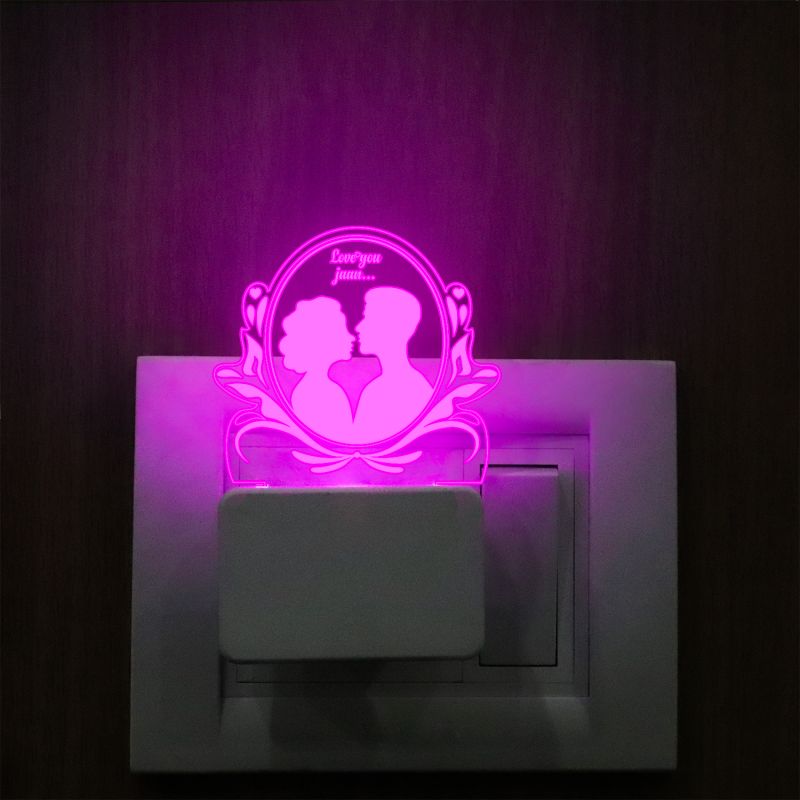 Kissing Couple Plug In Night Lamp