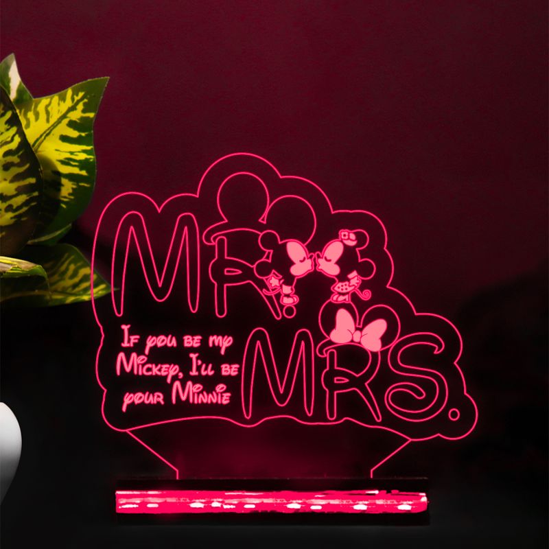 Mr & Mrs Text Lamp For The Couples