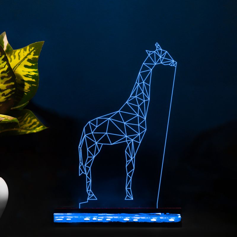 Poly-Art Giraffe Design Night Lamp