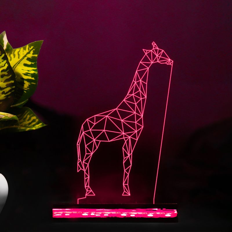 Poly-Art Giraffe Design Night Lamp