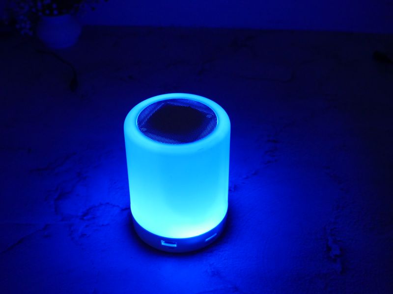 Led Touch Speaker with Portable Night Light Smart Colour Changing Touch Control