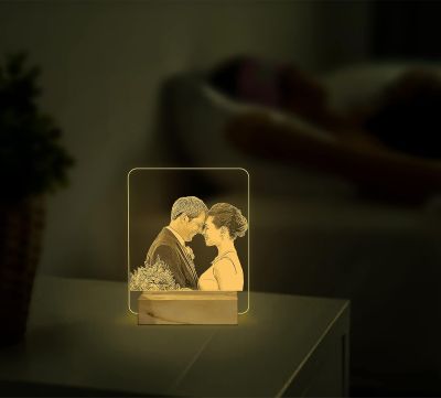 Personalized 3D Illusion Photo LED Lamp with Warm White Light