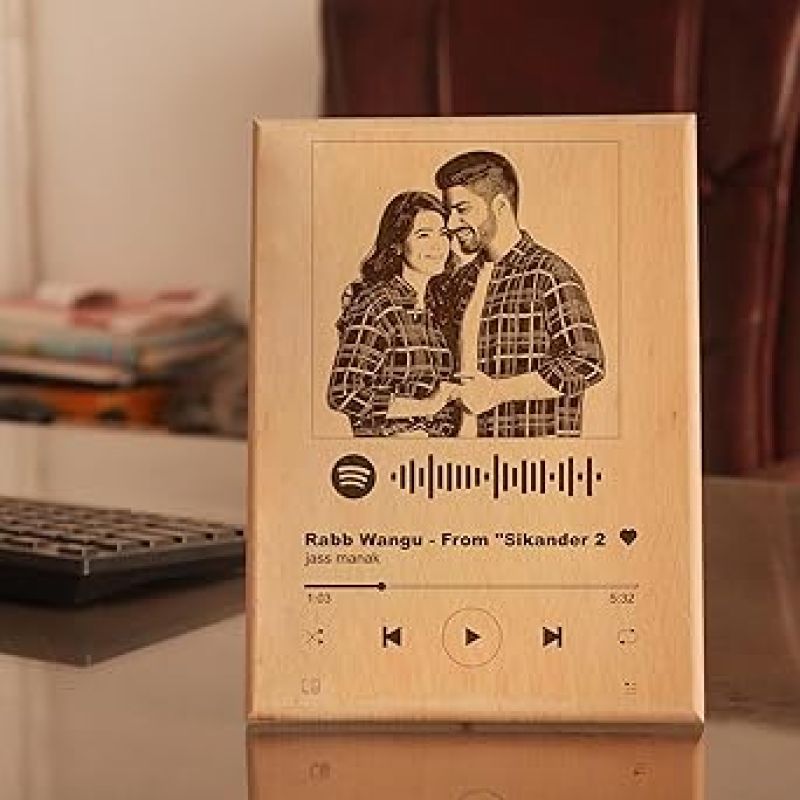Spotify Music Couple Wooden Plaque Customized Photo & Song Gift for Husband, Wife, Boys, Girls or Friends