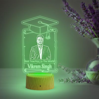 Personalized Best Teacher in The World LED Night Lamp with Automatic Color Changing Light Teacher Day Gift Birthday Gift for Teacher