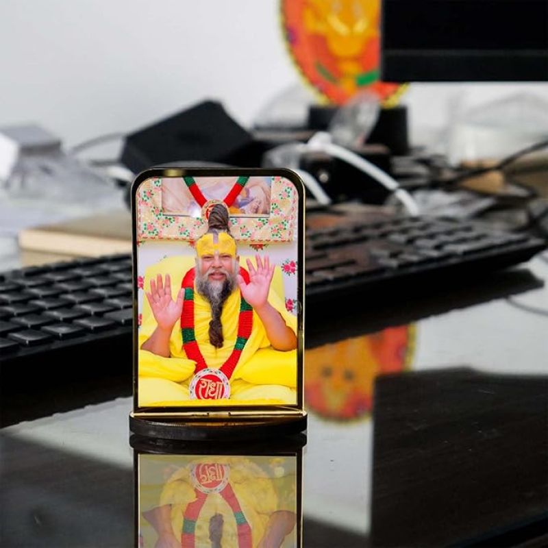 Car Dashboard Idol for Home, Office Desk, Pooja, Temple Showpiece Decoration, Festivals and Gifting Gift Item for Home Family and Friends (Paremand ji maharaj Idol)